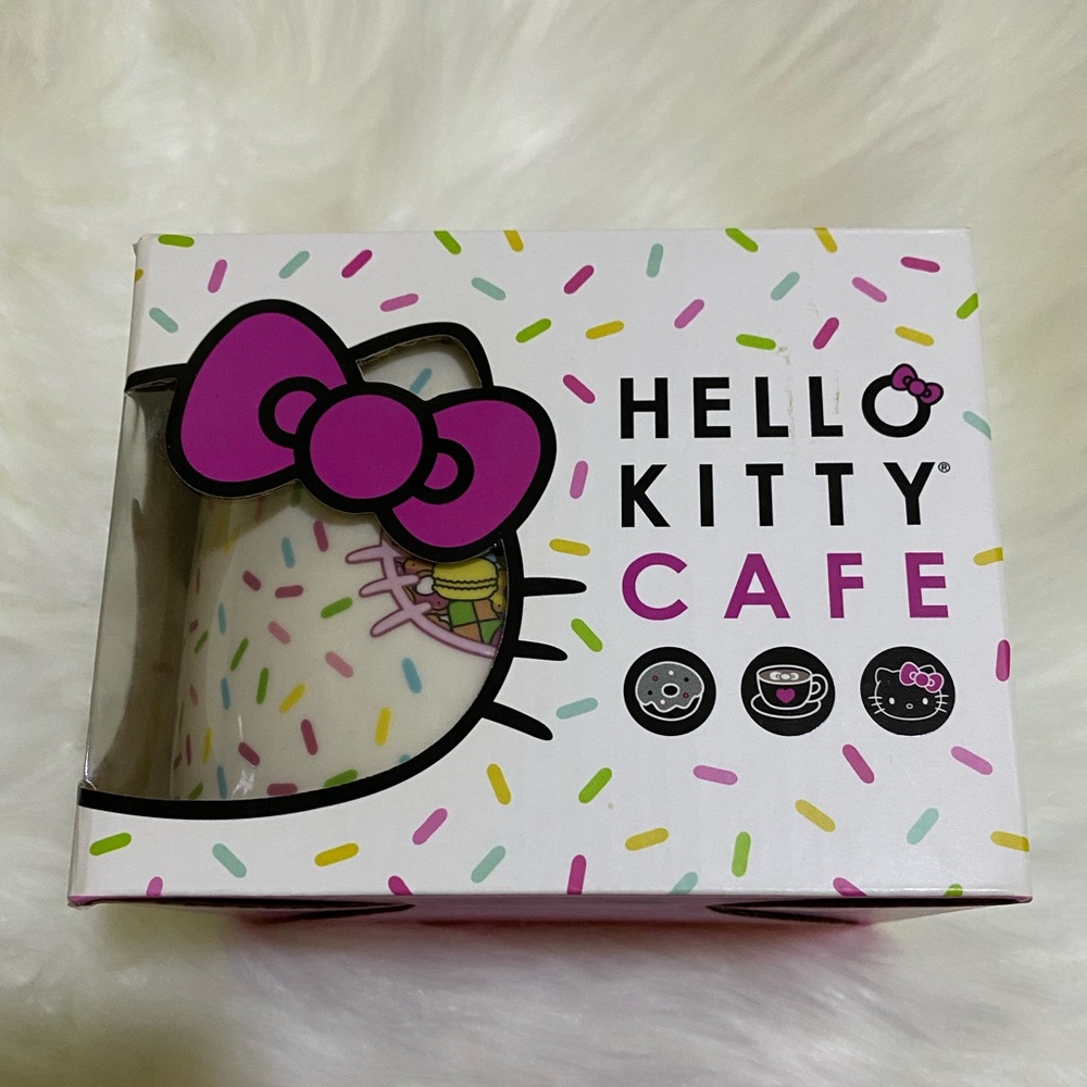 Hello Kitty - Picture 2 of 7